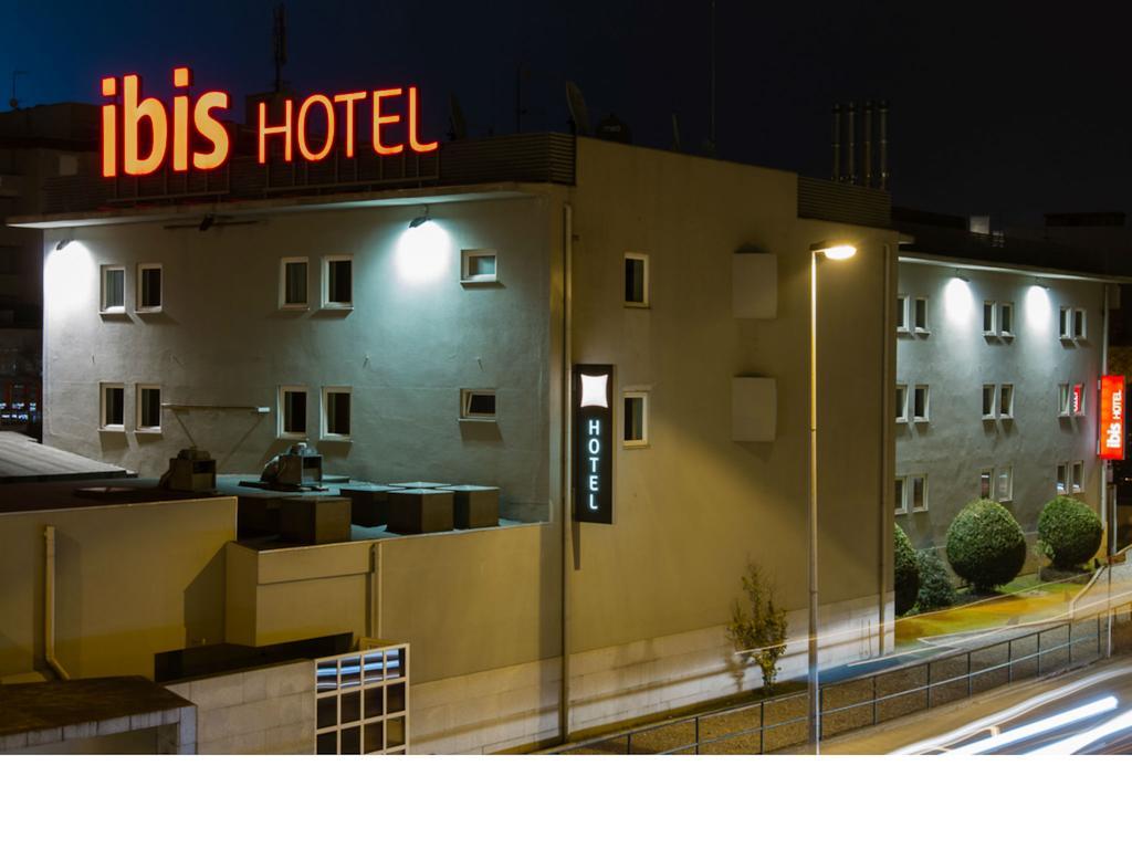 Hotel Ibis ギマランイス エクステリア 写真